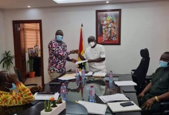 Ghana's Ministry of Tourism, Arts and Culture signs GHS 100,000,000.00 with the Ministry of Finance
