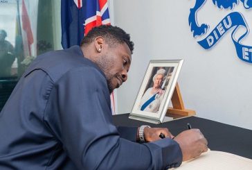 Photos of Asamoah Gyan signing a book of condolence for Queen Elizabeth II