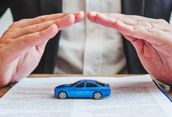 Simplifying Car Insurance: A Guide to Comparing Quotes